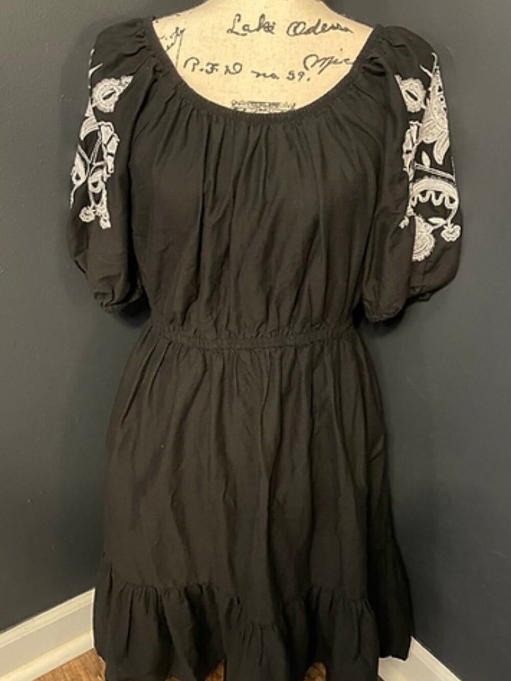 Knox Rose Black dress